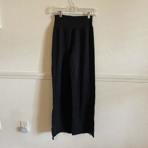 Lululemon wide leg pant
